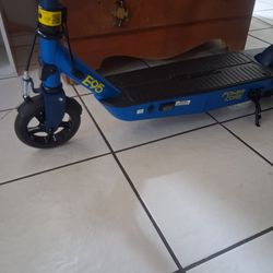 E95 razor scooter brand new