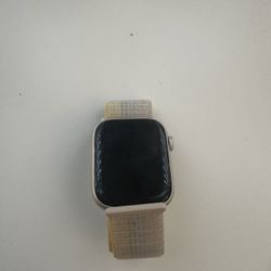 Apple Watch s8