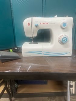 Singer S￼howing Machine