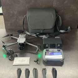 DJI Air 3 Fly More Combo Drone w/ RC 2 Remote Controller – Good Condition