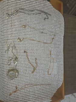 Woman's Vintage Necklaces (7 of them)