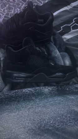 Jordan 4 Black Cats ( Authentic )