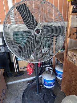 Utilitech fan large 30 inch