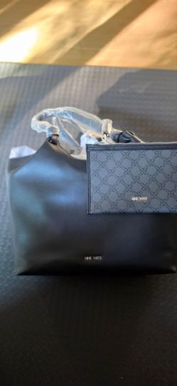 Nine West purse and wristlet