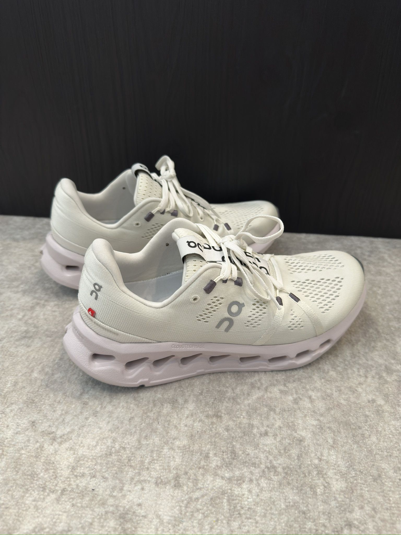 On Cloudsurfer Men’s Size 9