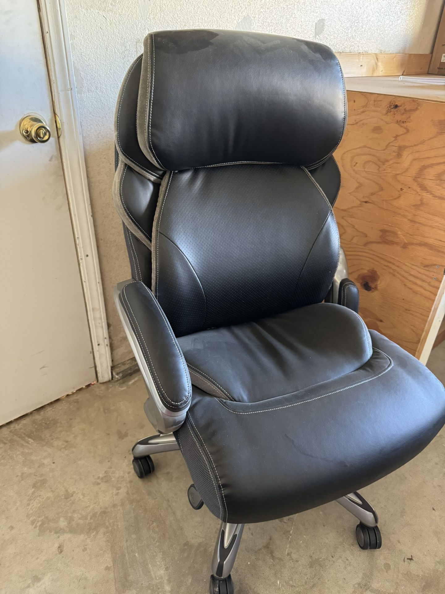 Serta Office Chair 