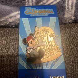 Disney California Adventure Mickey Pin 