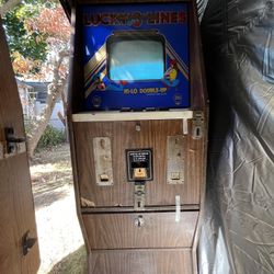 Lucky Lines Vintage Arcade Machine 