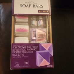 Creative You Do It Yourself 'Violet Rose' DIY Soap Bars Harmonize Body & Soul