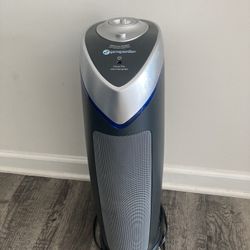 GermGuardian - 22" Air Purifier Tower with True HEPA Pure Filter & UV-C for 743 Sq Ft Rooms - Black/Silver