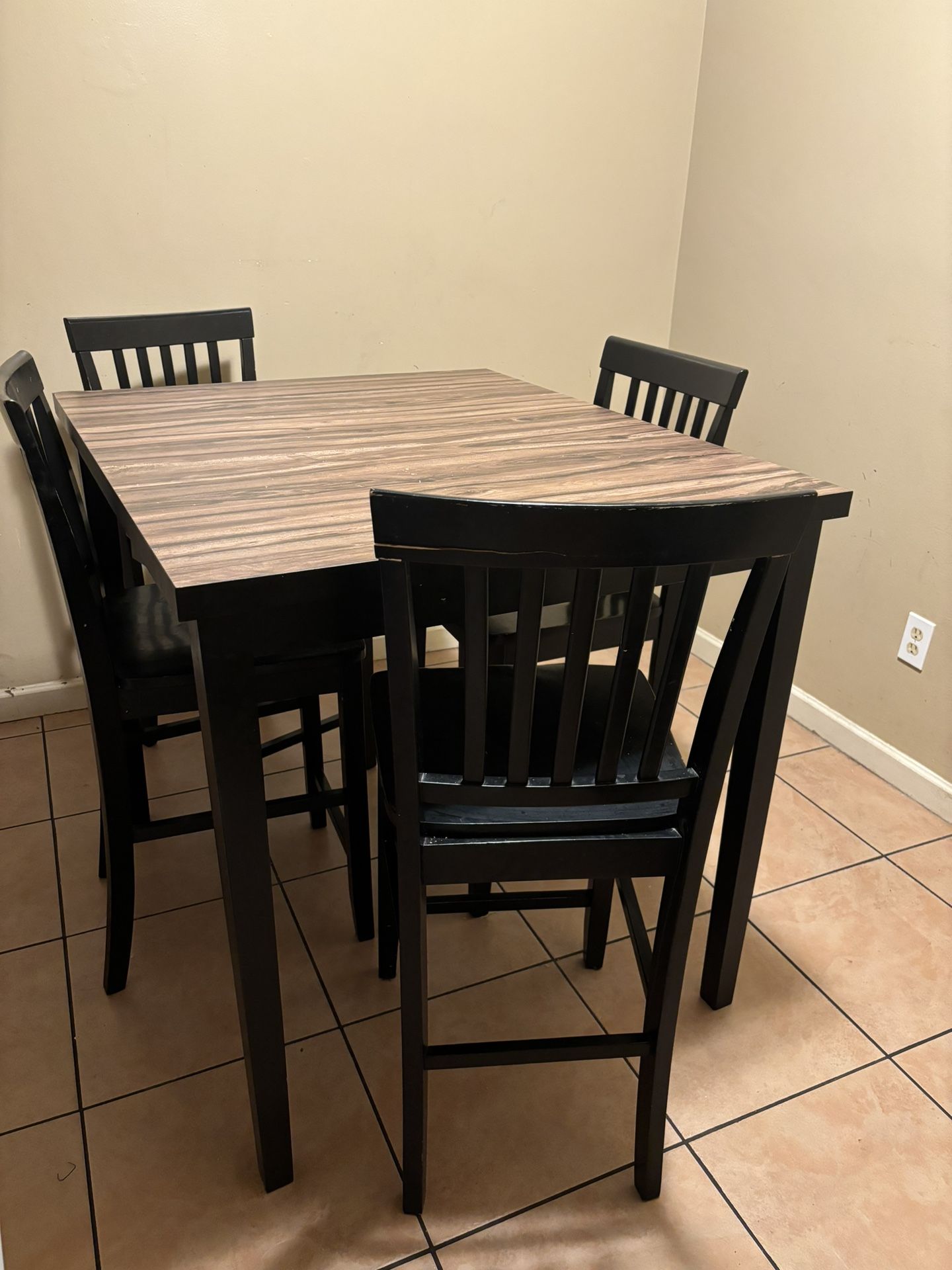 Kitchen Table 