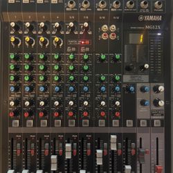 Yamaha MG12X MIXER