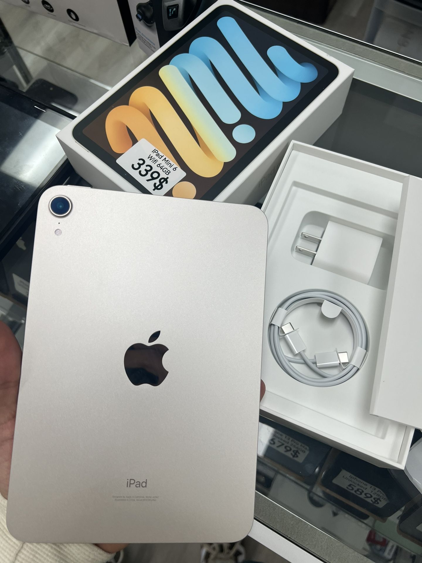 IPad mini 6 Gold 64GB unlocked