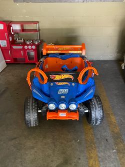 Power wheels hot wheels racer ride-on