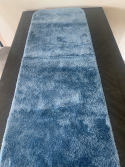 Prestige Basin Blue Nylon Bath Rug 22 x 60 in