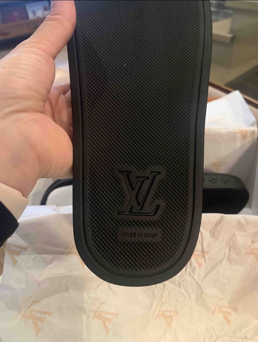 Louis Vuitton Men Sandals Size 11