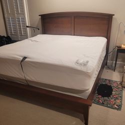 Kinkaid King size Bed 