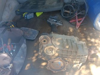 Front differential for 2002 Cadillac Escalade