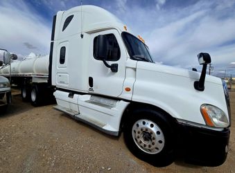 2009 Freightliner Cascadia - 2012 Vac Tank & Pump - Oilfield Ready