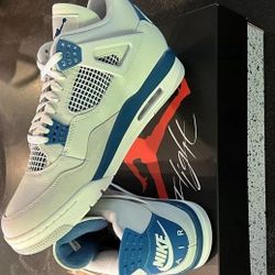 Brand new men's Air  Nike Jordan 4 Retro 2024 Military Blue size 12 !!!