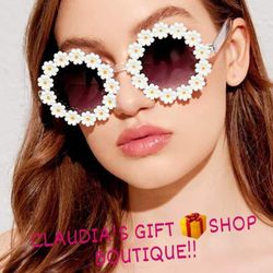 Besutiful Fashion Sunflower Sunglasses