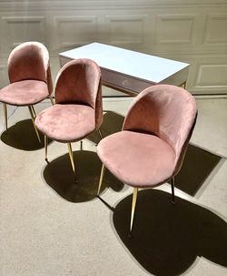 Chairus Pink Velvet Dining Chairs + White Gold Vanity Desk | Modern Glam MCM Style