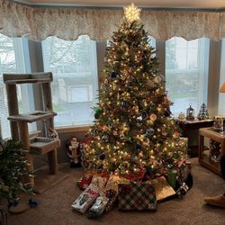 Balsam Hills Christmas Tree