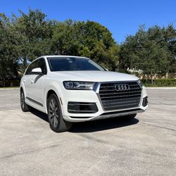 2018 Audi Q7 Premium Plus 