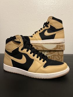 Air Jordan 1 Retro High OG Heirloom