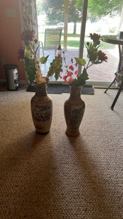 CHINESE VASE PAIR