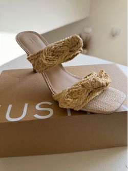 Natural Heeled Sandal