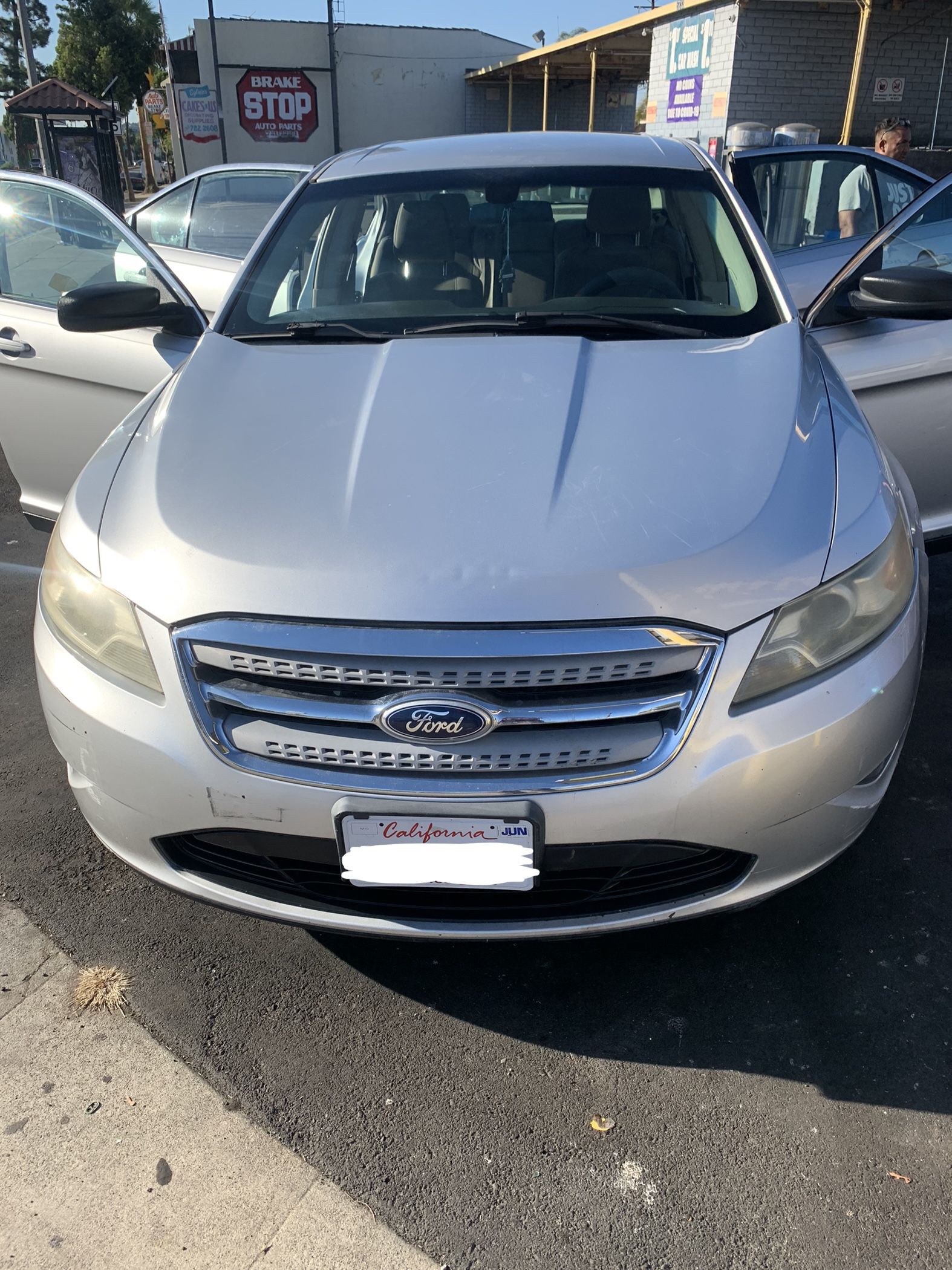 2011 Ford Taurus