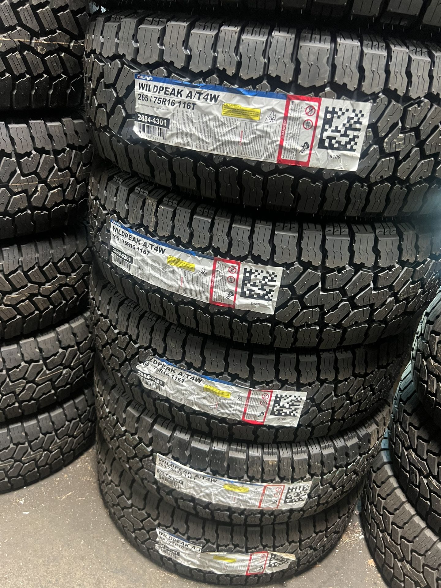 265/75/16 Falken Wildpeak At4w $200 Cada Llanta Instalada Y Balanceada, Tenemos Todas Las Marcas Y medidas .