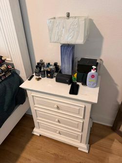 FURNITURE/BEDROOM SET [NEED EVERYTHING GONE]