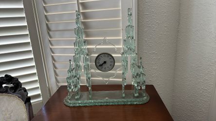 Glass Crystal Clock