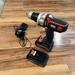 Black & Decker Drill(2 Batteries) 