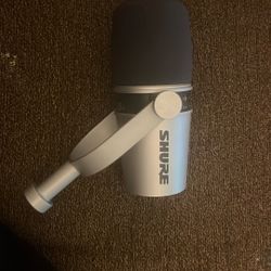 Shure Mv7 Podcast Microphone