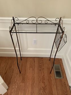 Antique finish Metal Stand