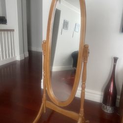 Stand Up Mirror 