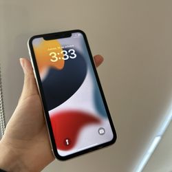 iPhone 11 Unlocked 