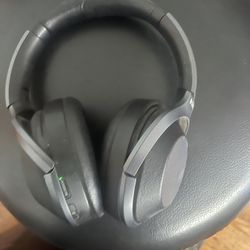 Sony WH-1000XM2 Noice canceling Headphones 