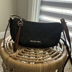 Michael Kors Crossbody 