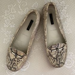 Authentic Louis Vuitton Snakeskin Flats Size 7