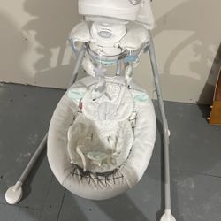 Fisher Price Swing 