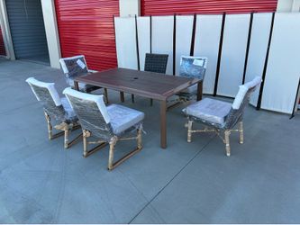 Brand New Patio Furniture Dining Set