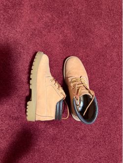 Classic 6” utility work boots women’s size 8