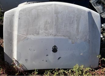 2005 Chevy Silverado 2500 Hood