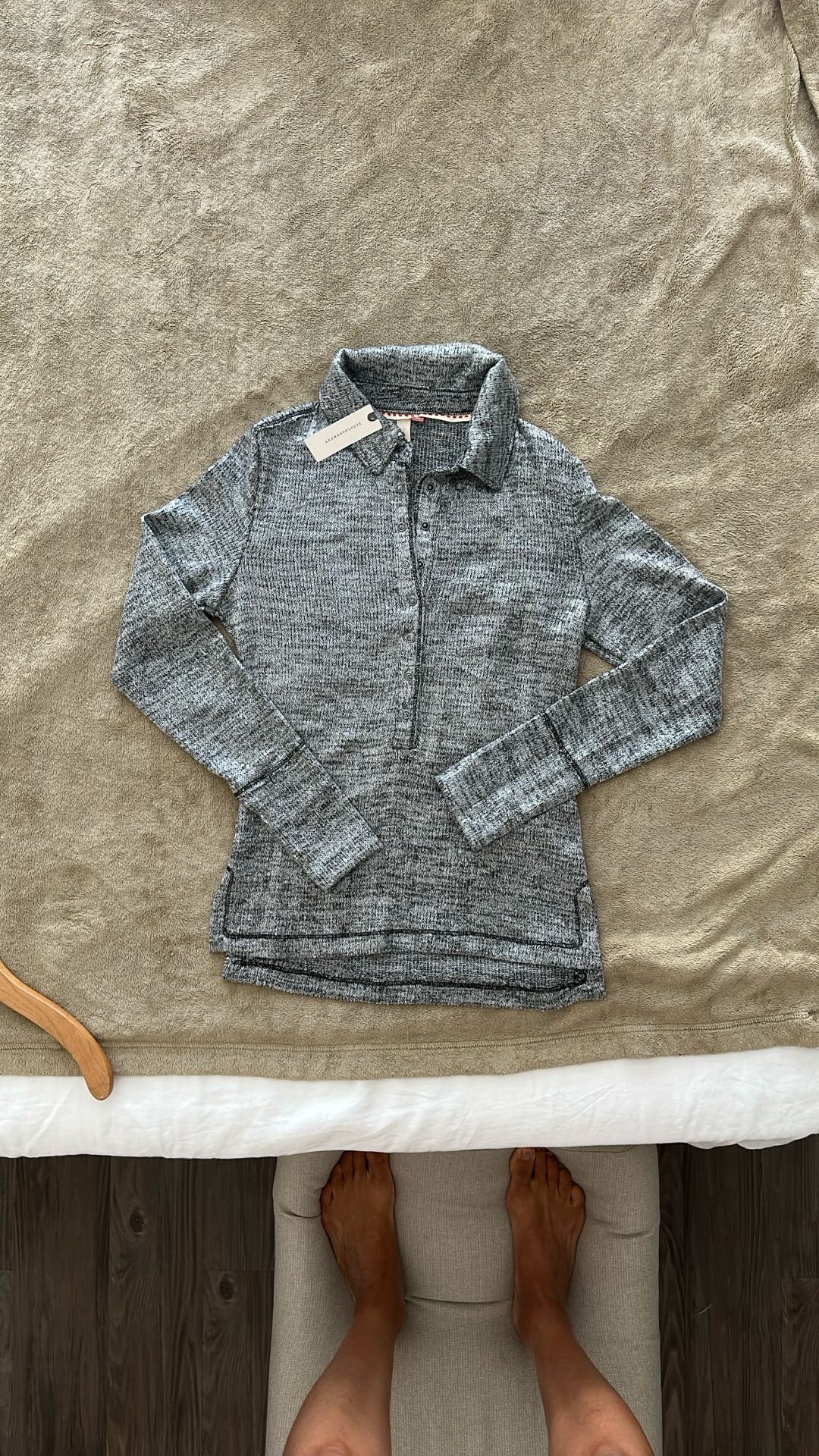 Women’s Holiday Dress Shirts