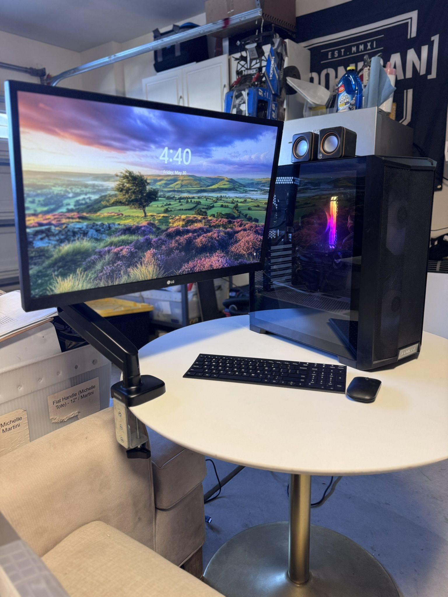 Gaming Computer - LG 27” Screen - 1TB Memory