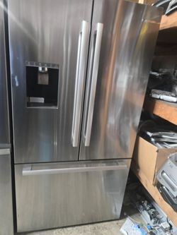 Bosch Stainless Steel Fridge Bottom Freezer refrigerator 30-day Warranty